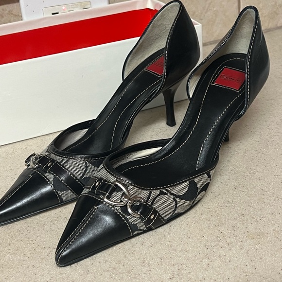Coach black monogram pointy toe heels Size 9 - Picture 2 of 7